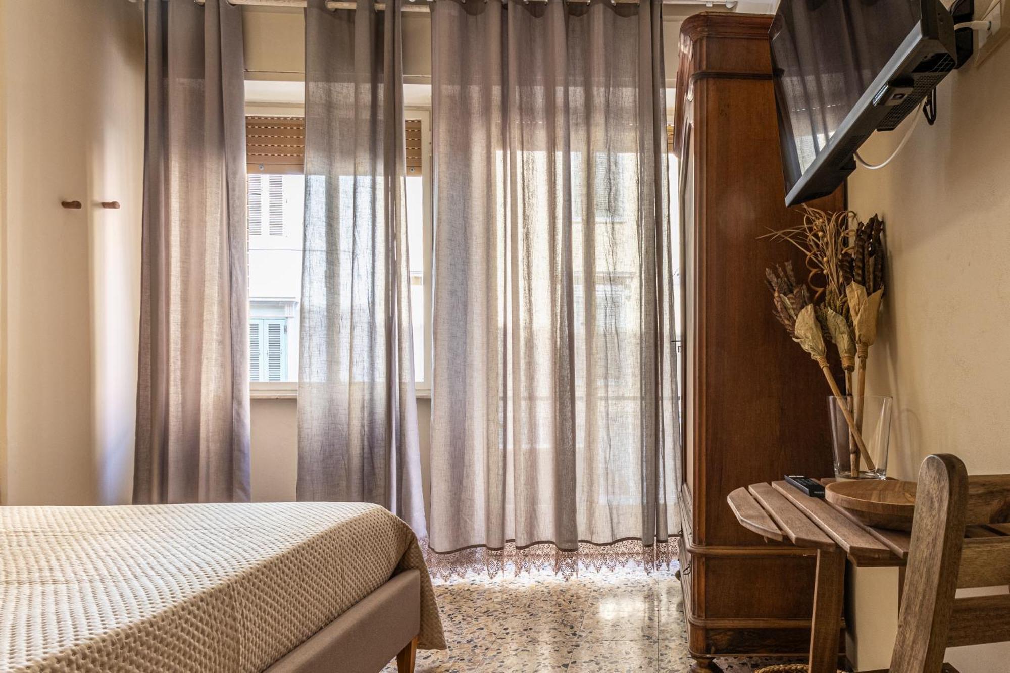 L'Erika In Citta Hotell Livorno Exteriör bild
