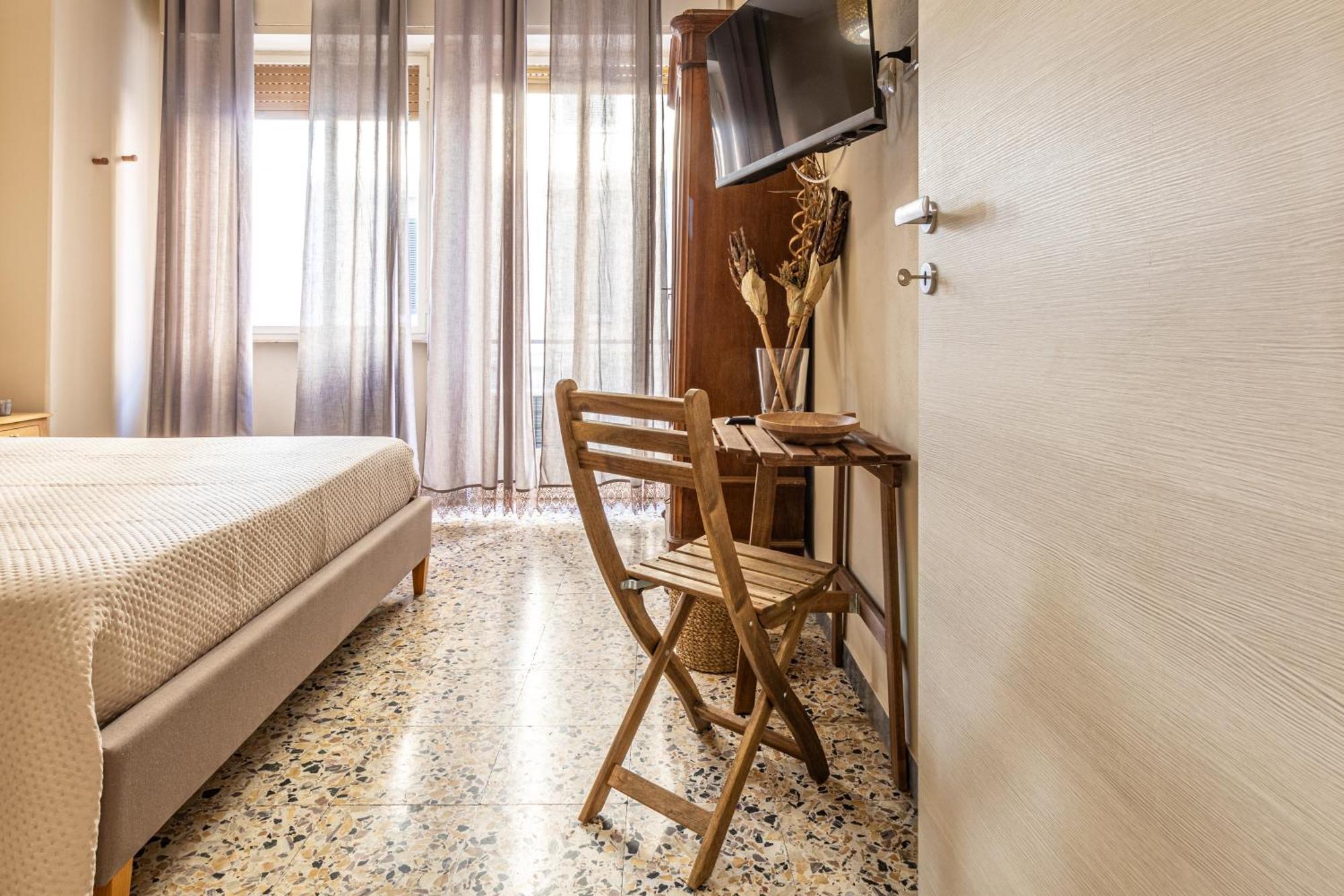 L'Erika In Citta Hotell Livorno Exteriör bild